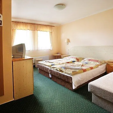 Pod Prehradou Guest house